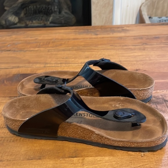 BIRKENSTOCK Patent Leather Sandal Size 39 - Picture 7 of 10